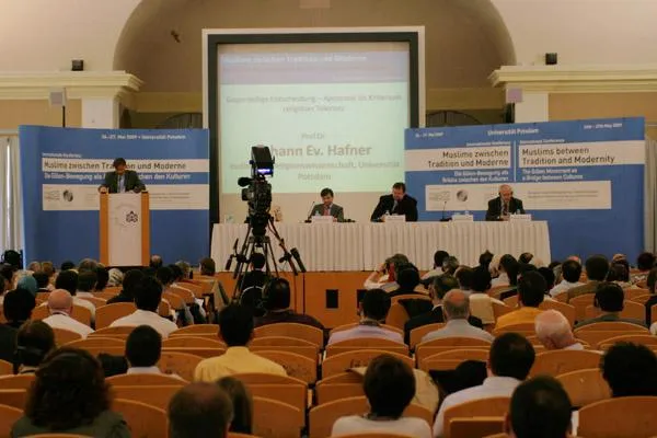 Bild: Die Gülen-Bewegung im Kontext Europas - Ein Blick auf NRW. Konferenz a.d. Ruhr-Universität Bochum 7.-8.6.2010