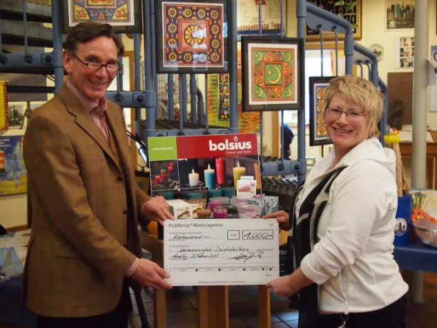 PickMeUp spendet für Hamburgs DUCKDALBEN Bild: PickMeUp spendet für Hamburgs DUCKDALBEN