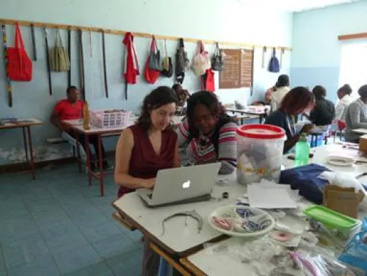 Bild: Bloombo, ein gemeinnütziger österreichischer Verein, startet seinen Fairtrade Online-Shop