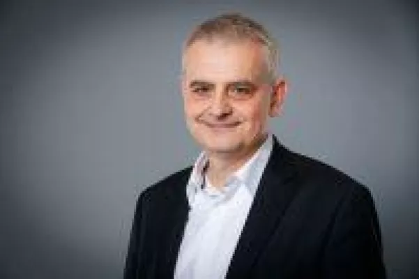 Bild: Der Finanzberater- Berater für komplexe Bankprodukte