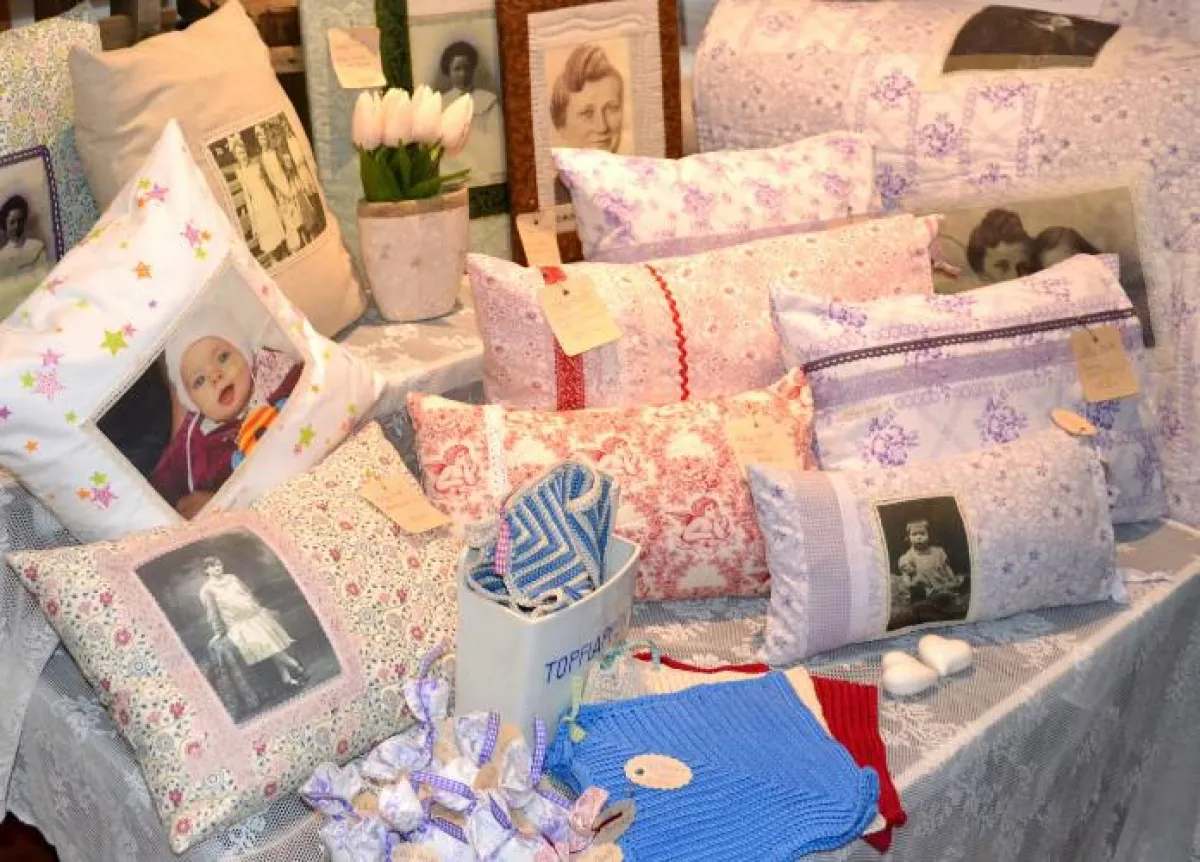 Upcycling - Historische Stoffe werden zu Unikaten