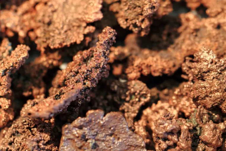 Bild: Tennant Minerals: Bluebird Kupferentdeckung wird zur Tiefe mächtiger und intensiver