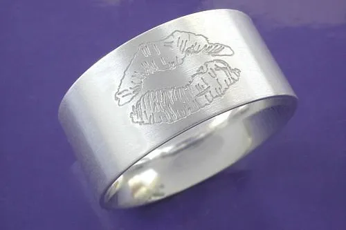 'Kiss Print' - der erste Fingerring mit dem Lippenabdruck des Partners Bild: 'Kiss Print' - der erste Fingerring mit dem Lippenabdruck des Partners