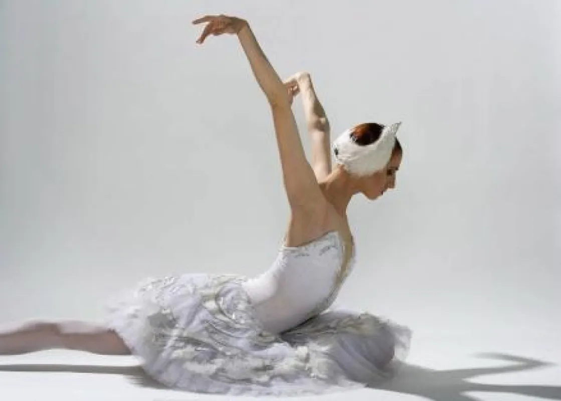 Semperoper - Elena-Vostrotina »Schwanensee«: