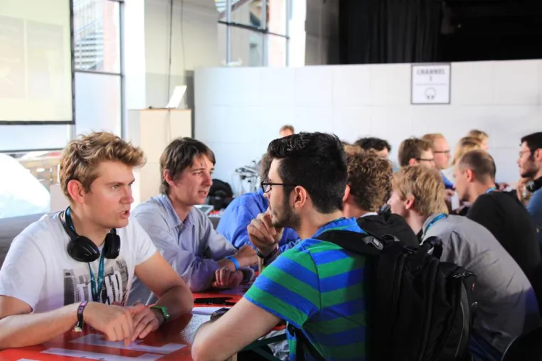 Bild: Erstes Berlin Music Meetup im Rahmen von DigiMediaL_musik am UdK Berlin Career College