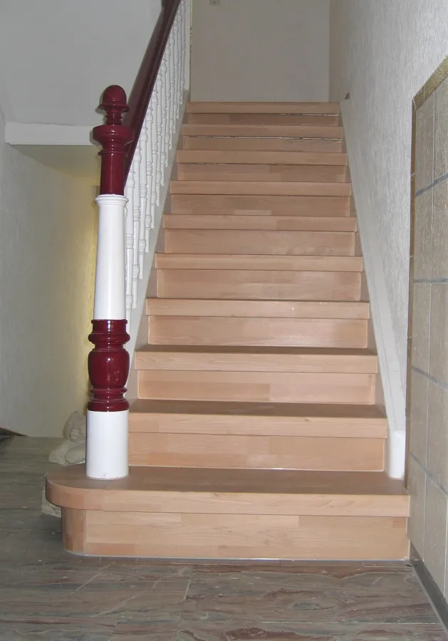 Treppenrenovierung mit Flexistep, Renovierungsstufen aus Echtholz