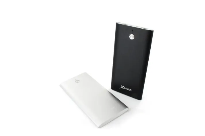 Bild: Mobiler Energieversorger im coolen Outfit: Die neue Powerbank Streamline von XLayer