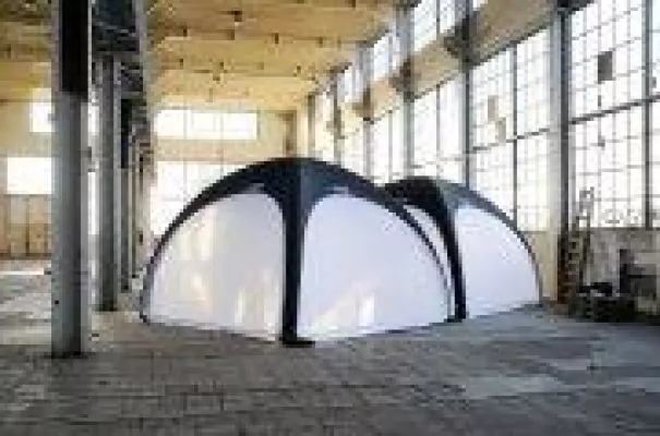 Aufblasbare Eventzelte bei Evolution – Design meets Function Bild: Aufblasbare Eventzelte bei Evolution – Design meets Function