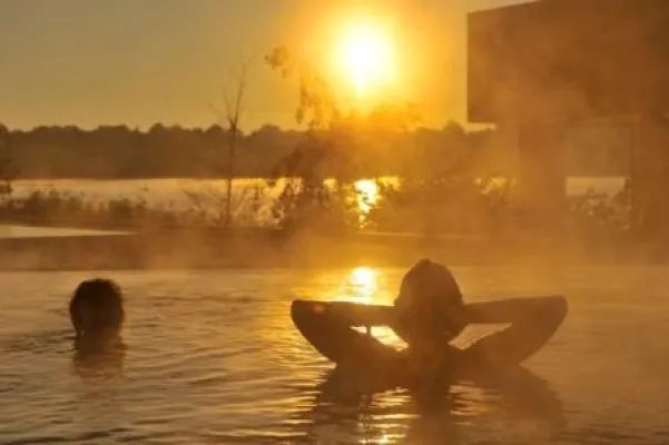 Mit Thermalsole im Resort Mark Brandenburg die Gesundheit fördern und das Wohlbefinden steigern Bild: Mit Thermalsole im Resort Mark Brandenburg die Gesundheit fördern und das Wohlbefinden steigern