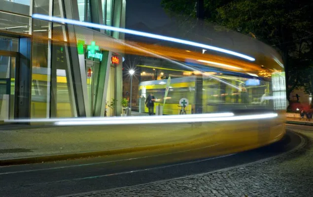 Bild: Fotospaziergang in Berlin zur Blauen Stunde und Nachtfotografie