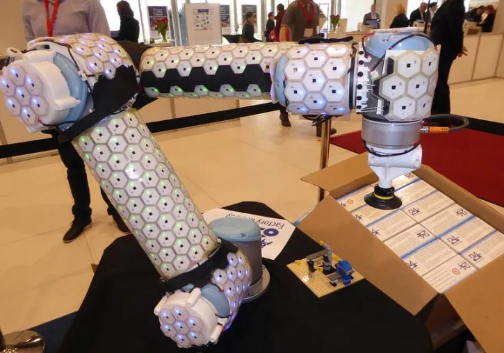 Bild: Forscher vereinfachen Installation und Programmierung von Robotersystemen