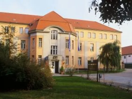 Bild: Karrieresprung nach Schulschluß - Studium und Ausbildung in der internationalen Hotellerie