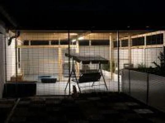 Bild: Gehegebau für Savannah-Katzen