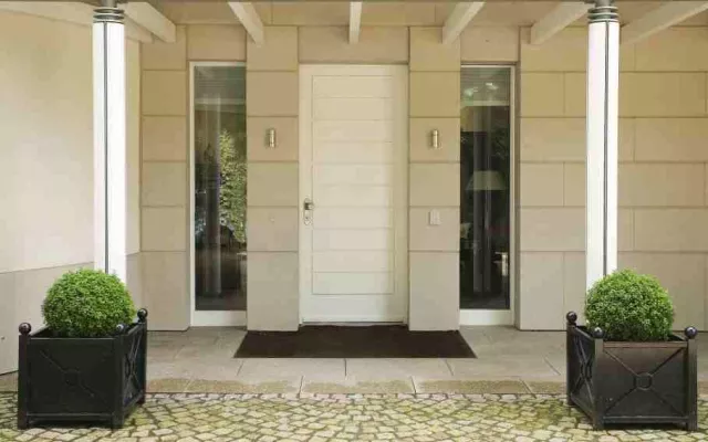 Bild: Sicher ist sicher - DIN-zertifizierte einbruchhemmende Sicherheitstüren