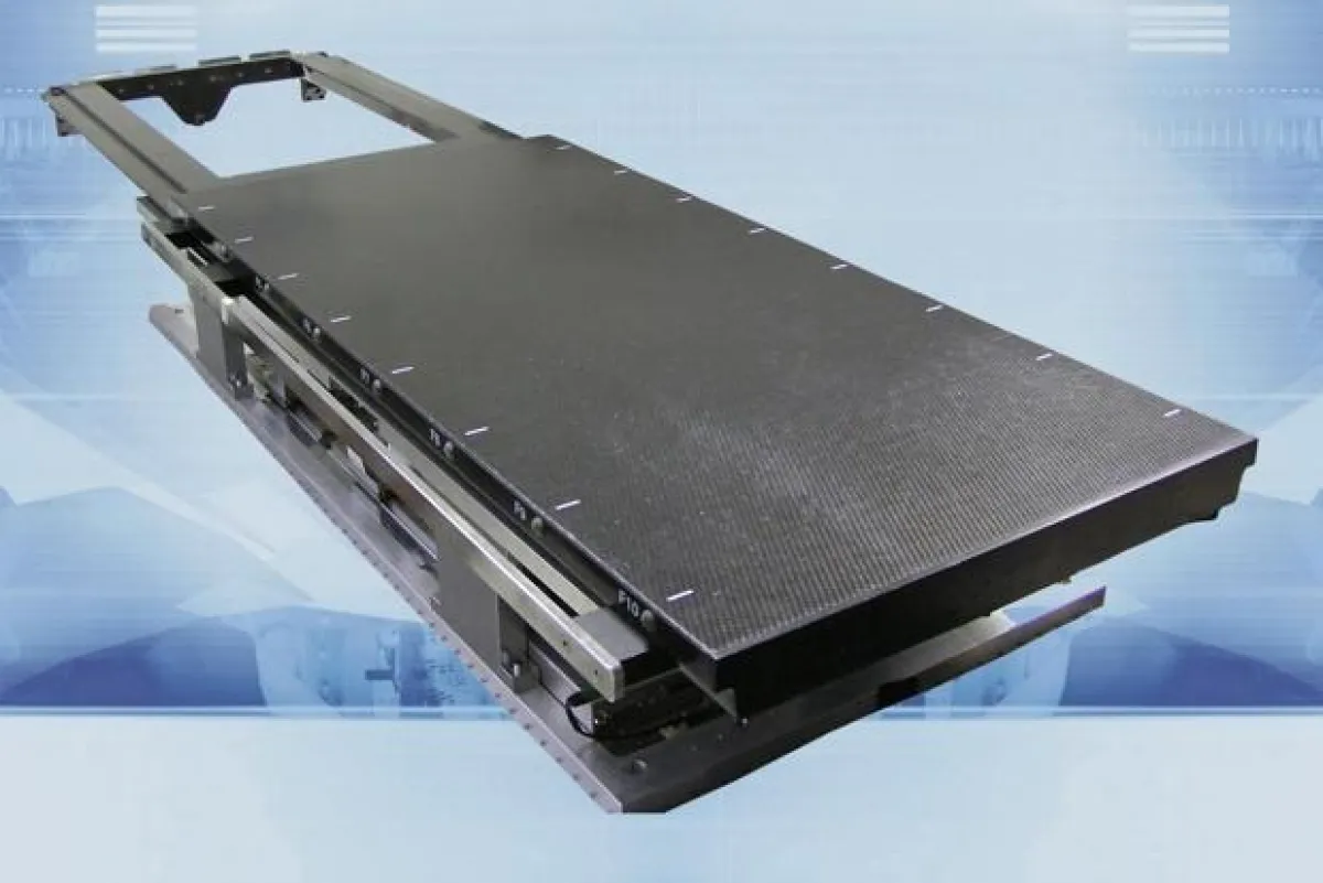 Hexapod: Präzise und stabile Bewegung einer Patientenliege um bis zu 6 Achsen