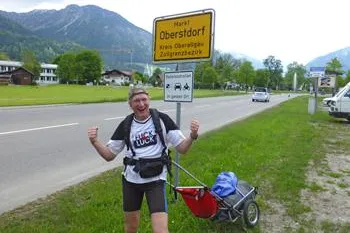 Bild: Geschafft. Extremlauf – Alleine durch die ganze Republik