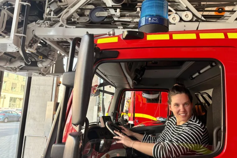 Isabell Rahms besucht den Förderverein der Berufsfeuerwehr Mainz Bild: Isabell Rahms besucht den Förderverein der Berufsfeuerwehr Mainz