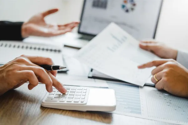 Rigo Gooßen in Stade: Maritime Steuerberatung für Schifffahrt und Hafenbetriebe Bild: Rigo Gooßen in Stade: Maritime Steuerberatung für Schifffahrt und Hafenbetriebe