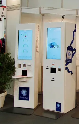 Bild: Intelligente Self Service-Terminals in großen Luxuskaufhäusern