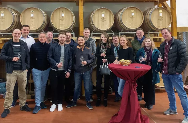 Bild: Mercure Mundschenke und Weingut Sonnenhof kreierten neue Rotwein Cuvée „Edition M9“