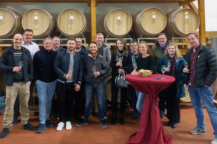 Bild: Mercure Mundschenke und Weingut Sonnenhof kreierten neue Rotwein Cuvée „Edition M9“