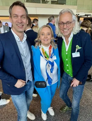 Bild: diavendo und Prof. Dr. Sandra Rochnowski schließen Lücke zwischen HR-Forschung und Praxis in der Hotellerie