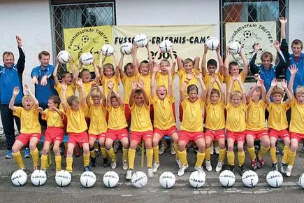 Bild: Internationale Sprachcamps für junge Kicker in den Sommerferien