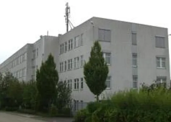 Bild: AENGEVELT vermittelt 630 m² Bürofläche in Magdeburg an „SCHÖN BÜROSYSTEME“