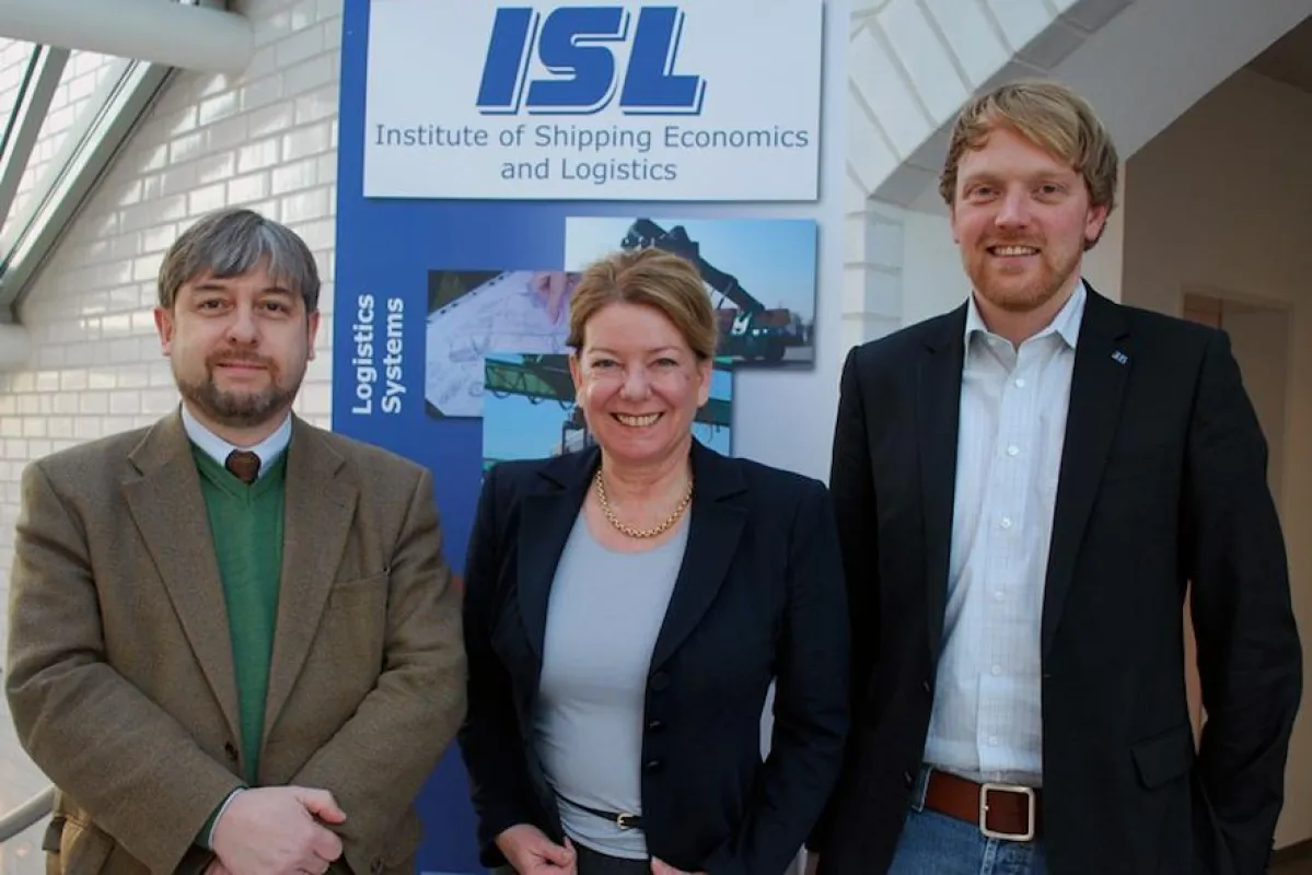 Prof. Dr. Hans Dietrich Haasis, Prof. Dr. Heike Simmet und Leif Peters