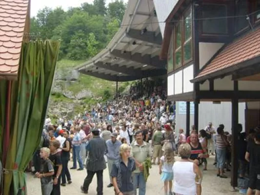 Letzte 2 Spielwochenenden im Naturtheater Hayingen - 8 Veranstaltungen seit Anfang August ausverkauft Bild: Letzte 2 Spielwochenenden im Naturtheater Hayingen - 8 Veranstaltungen seit Anfang August ausverkauft