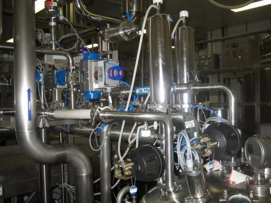 Bild: Erweiterung unserer Kooperationspartner im Orbitalschweißen mit Schweißgerät und Orbitalschweißzangen