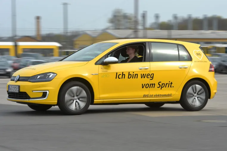 Bild: in-GmbH fördert mit Beteiligung an Forschungsprojekt „Smart eFleets” effiziente Elektromobilität