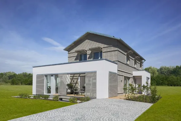 Bild: Baufritz-Musterhaus „NaturDesign“ übt sich in Understatement: Gesundes Wohnen mit Stil