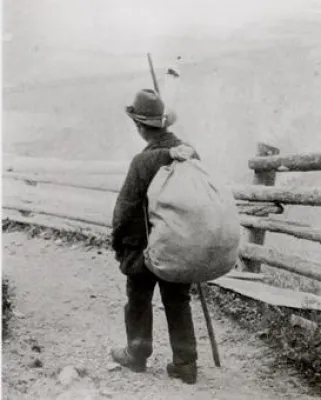 Bild: ARBEIT IN DER FREMDE