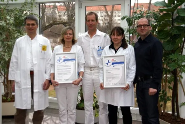 Zertifikat für Qualität und Transparenz geht an Heiligenstädter Rehakliniken Bild: Zertifikat für Qualität und Transparenz geht an Heiligenstädter Rehakliniken