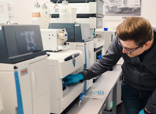 Bild: Neue Kühlmittel-Formulierungen ab 2023 –  Professionelle Kühlmittel-Analysen verhindern Komplikationen 