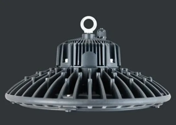 Bild: IndustryLUX Aurora von lichtline: LED-Hallenflächenleuchten vom Feinsten