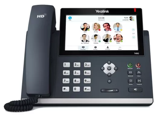 Bild: Yealink präsentiert auf der CeBIT 2016 Desktop-Telefone für Skype for Business