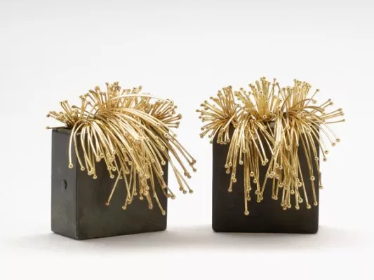 „Schlicht und ergreifend“ – Künstlerinnen der GEDOK München zu Gast im Handwerksmuseum Deggendorf Bild: „Schlicht und ergreifend“ – Künstlerinnen der GEDOK München zu Gast im Handwerksmuseum Deggendorf