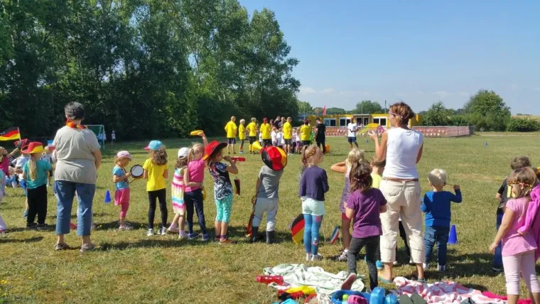 Zuschauer bei einer besonderen WM Bild: Zuschauer bei einer besonderen WM