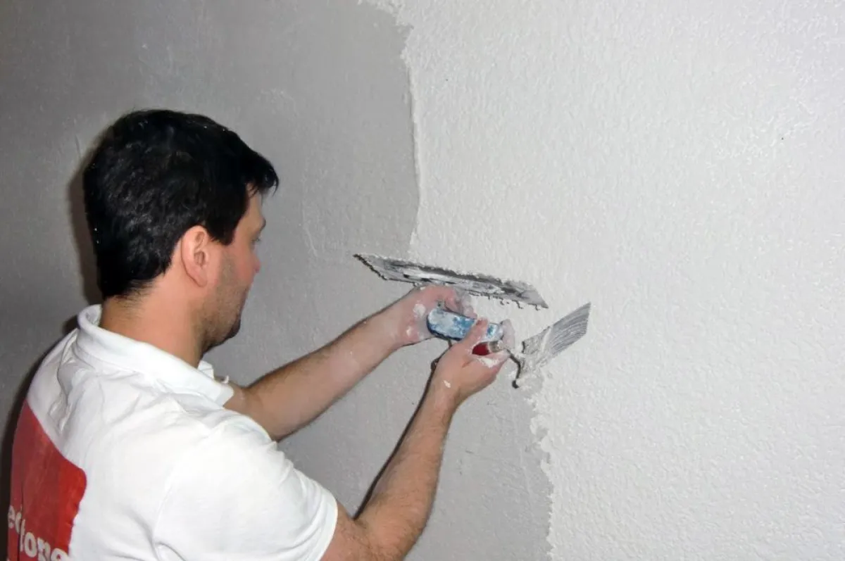 Wandputz „luno“ reinigt sich selbst: er ist weiß und bleibt weiß. Bild: tdx/redstone