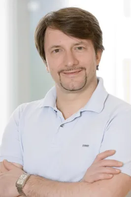 Bild: Sichere und schonende Alternative zur Vollprothese