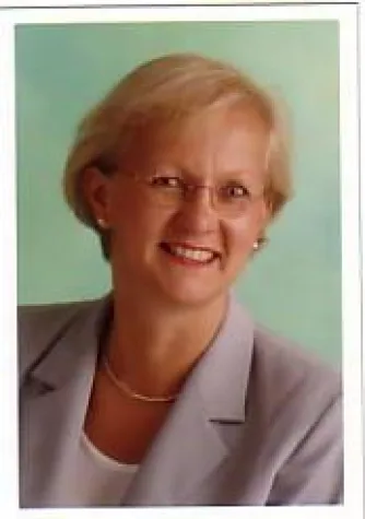 Bild: Zwei außergewöhnliche Dienstjubiläen in der Rüsselsheimer Volksbank