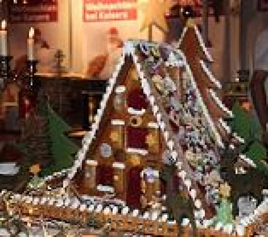 Kaisers Gute Backstube versteigert ein Lebkuchenhaus am 7.11. auf der plaza culinaria in Freiburg