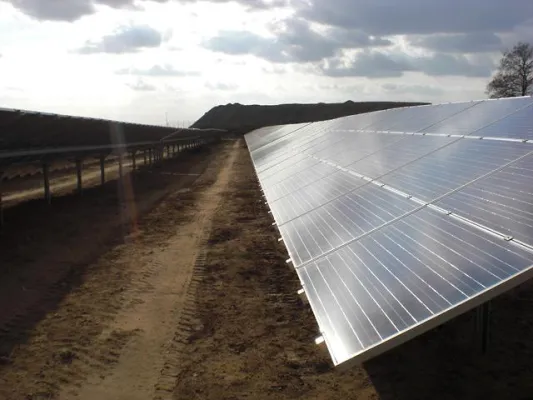 MEPerformer Fonds 1 investiert in erstes Solarprojekt Bild: MEPerformer Fonds 1 investiert in erstes Solarprojekt