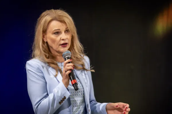 Bild: Führung beginnt im Kleinen - Anja Bunse beim Founder Summit