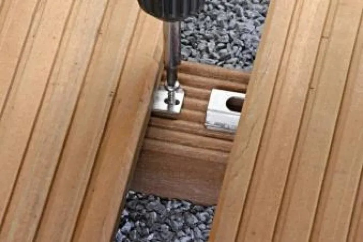 Bild: Neu von BiERBACH® - der BiLO®-Terrassen-DielenClip „TDC“