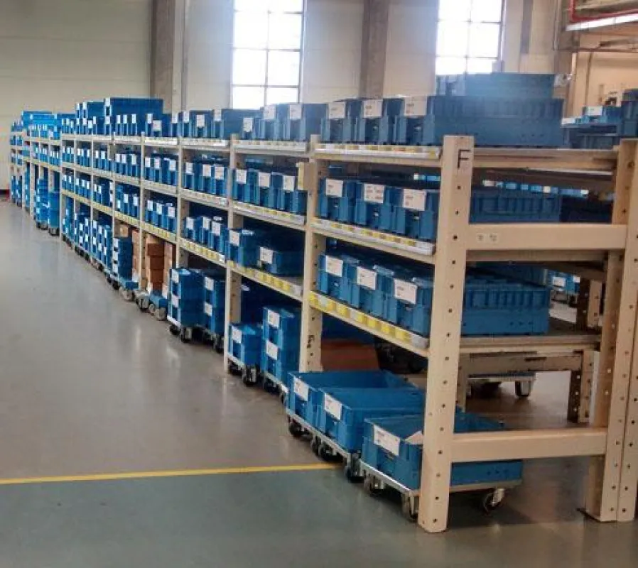 Die Warehouse-Management-Software PROLAG®World verwaltet auf 1.500 Quadratmetern 3.000 Paletten und