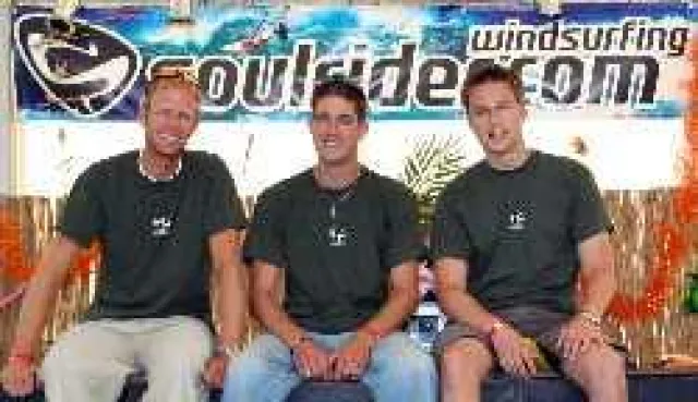 Bild: Windsurfer treffen sich auf soulrider.com