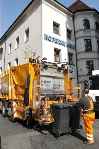 Rekommunalisierung überzeugt: Kommunalbetriebe in der Abfallwirtschaft kostengünstiger Bild: Rekommunalisierung überzeugt: Kommunalbetriebe in der Abfallwirtschaft kostengünstiger